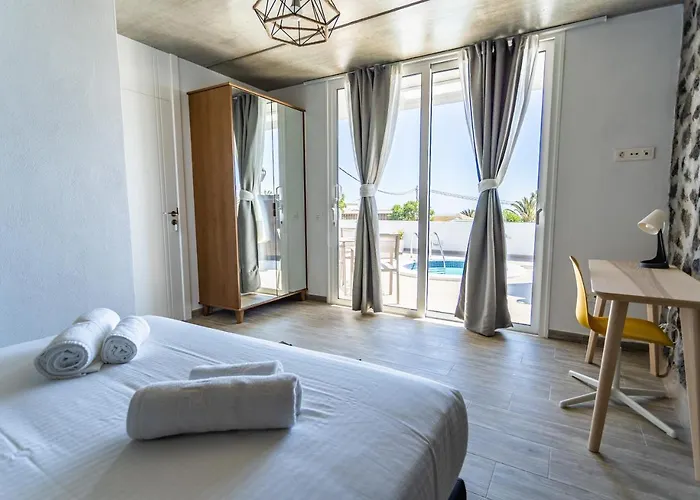 Bene Lanzarote ベッド・アンド・ブレックファスト